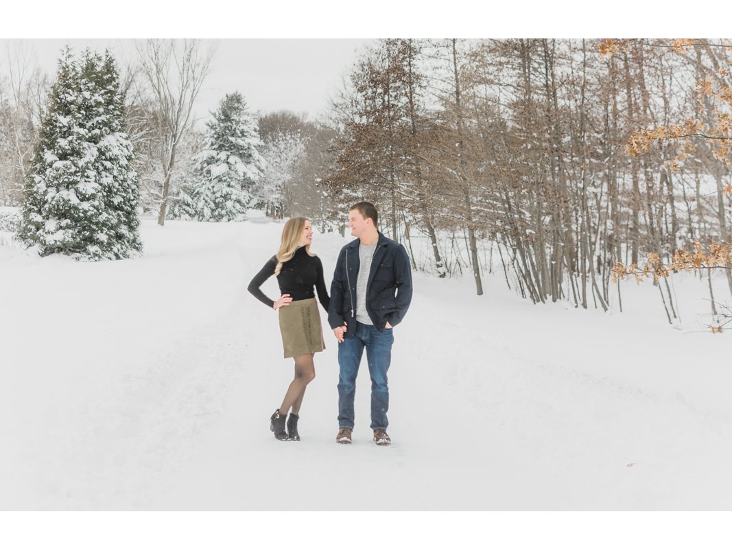 A Record Breaking Engagement Session | Joe and Sarah | Erie Pa Engagement | Samantha Zenewicz Photography