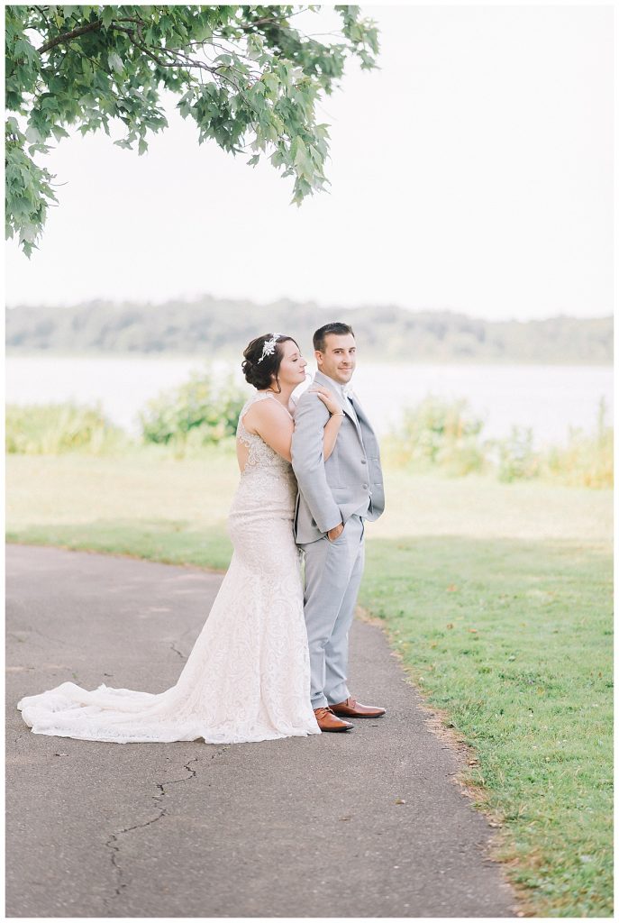 A Yellow Summer Wedding in Edinboro | Pennsylvania Wedding Photographer | Samatha Zenewicz Photography